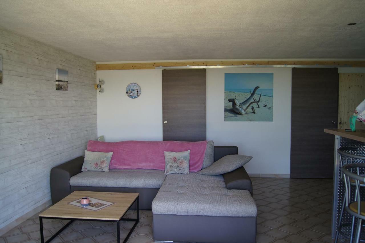 Appartement Proche Bord De Mer Плугану Екстериор снимка